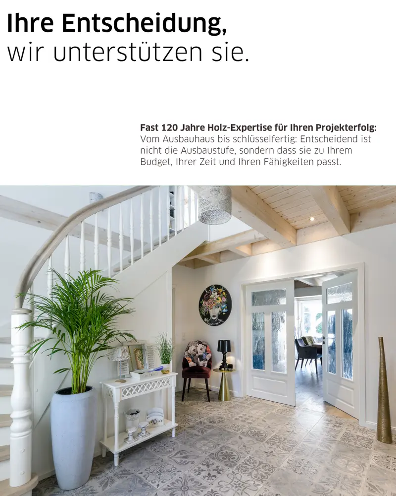 Vergleich zwischen Ausbauhaus und schlüsselfertigem Holzhaus von Stommel Haus. Die Grafik zeigt die Entscheidung zwischen Eigenleistung und vollständig fertigem Hausbau.